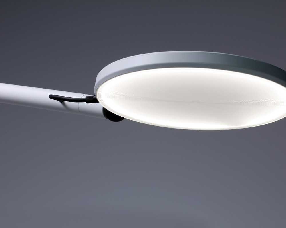 AVVENI Light Head - FLOOD AVVENI flood light head with white housing. The diffuser is circular grooved and glossy.