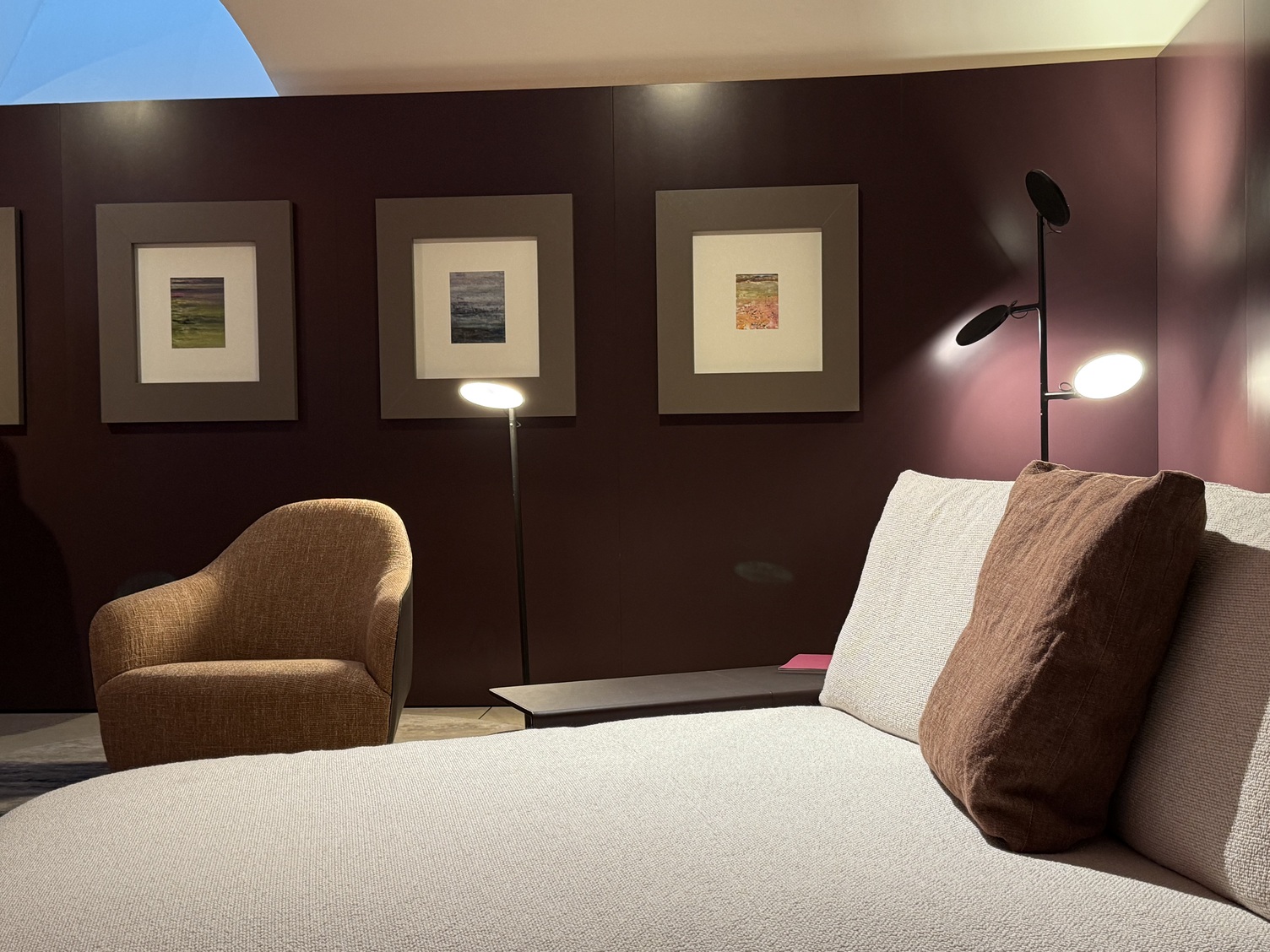 Messestand Schlafzimmer WALTER KNOLL - Salone Mobile Mailand - AVVENI FLOOR 3
