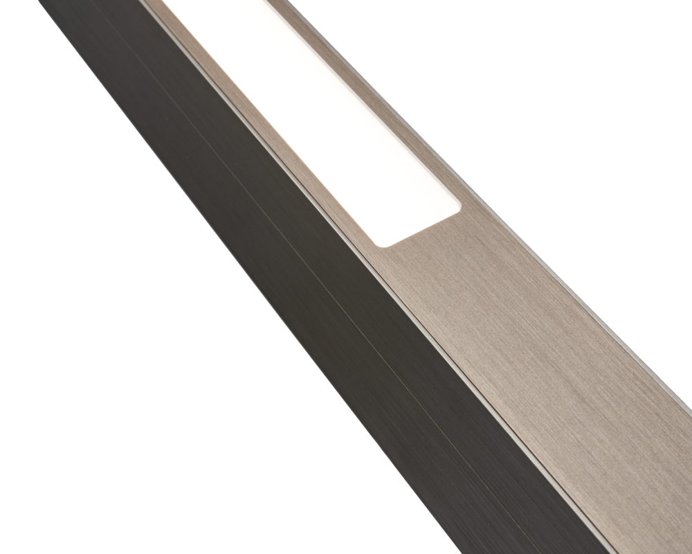 Indirect : opal diffuser (segmental) Detail of the opal diffuser on the ceiling side of the PALADIO direct/indirect linear aluminium profile luminaire.